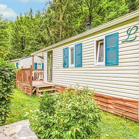 Кемпинг Cozy Stacaravan In Conques-en-rouergues